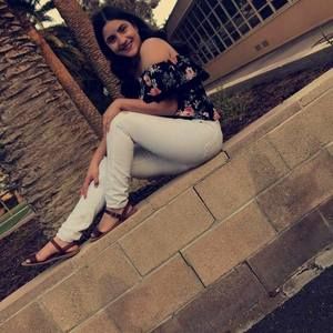 Meet your Posher, Evelin